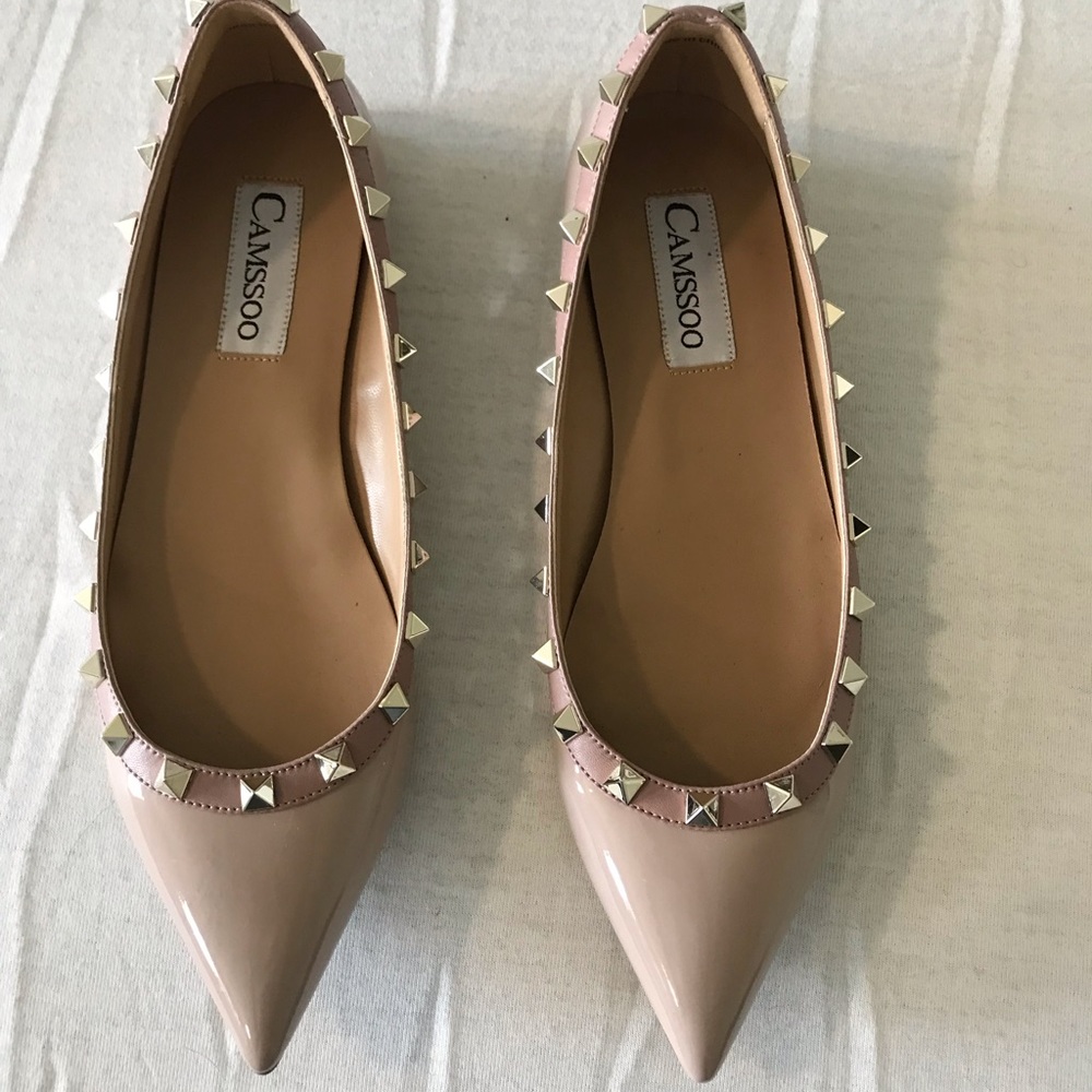 Pointed Studded Flats